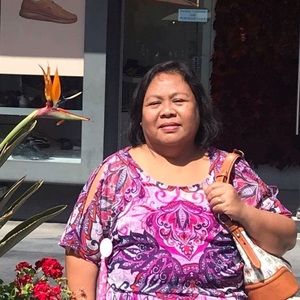 Meet your Posher, Loida